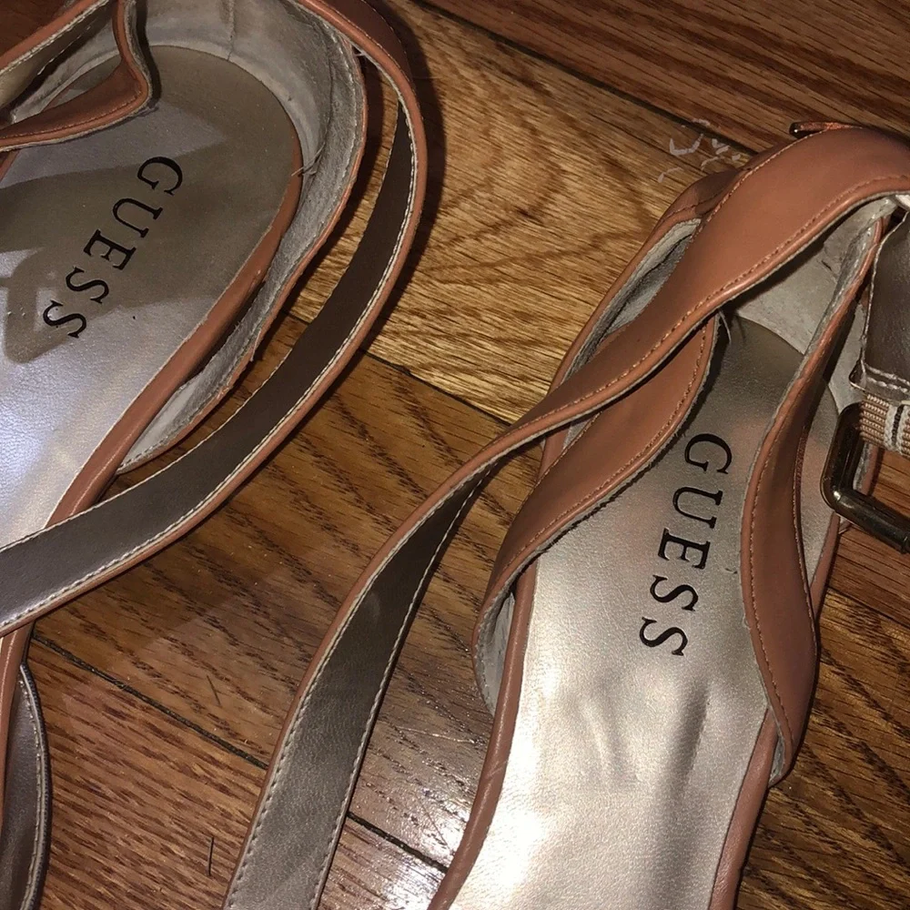 GUESS JEANS Logo hardware denim Jeans look flat Mary Jane shoes 10